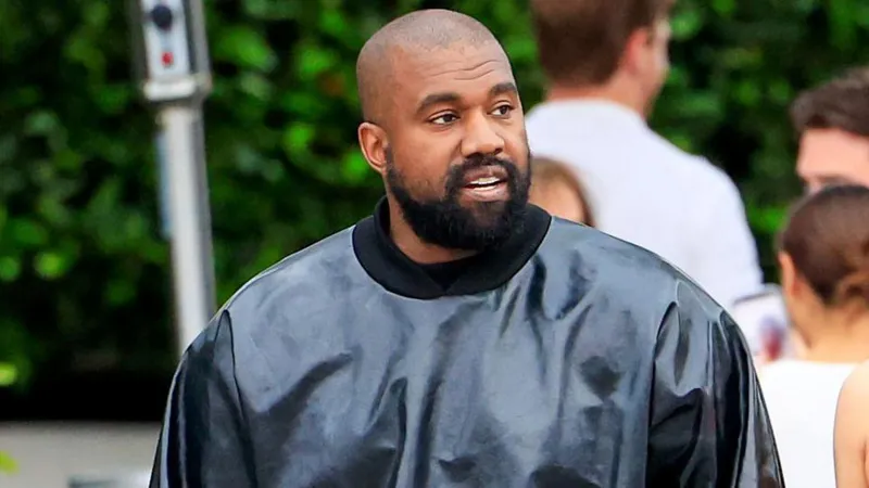 Kanye West blocked from travelling to UK