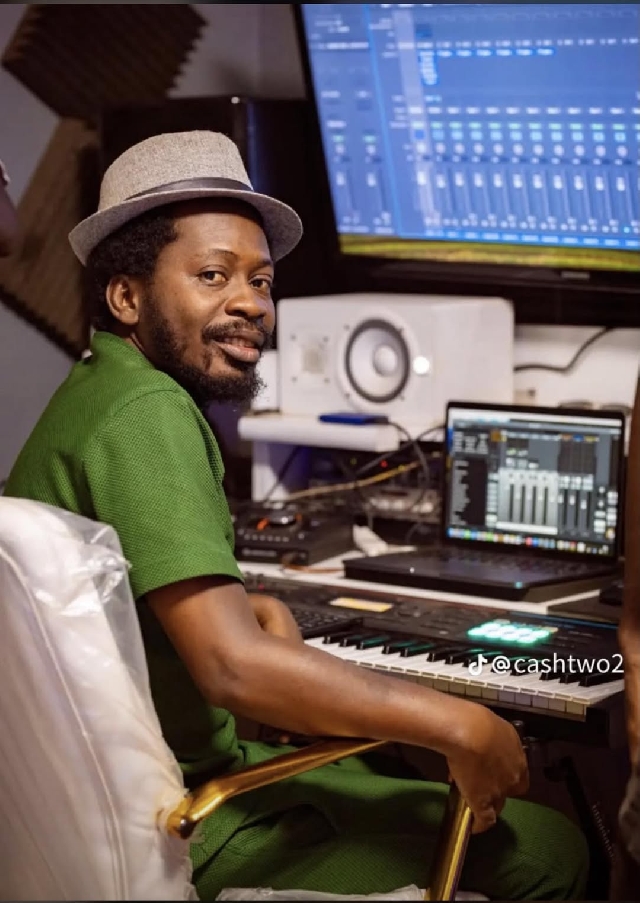 Guru mourns death of sound engineer Cash Two